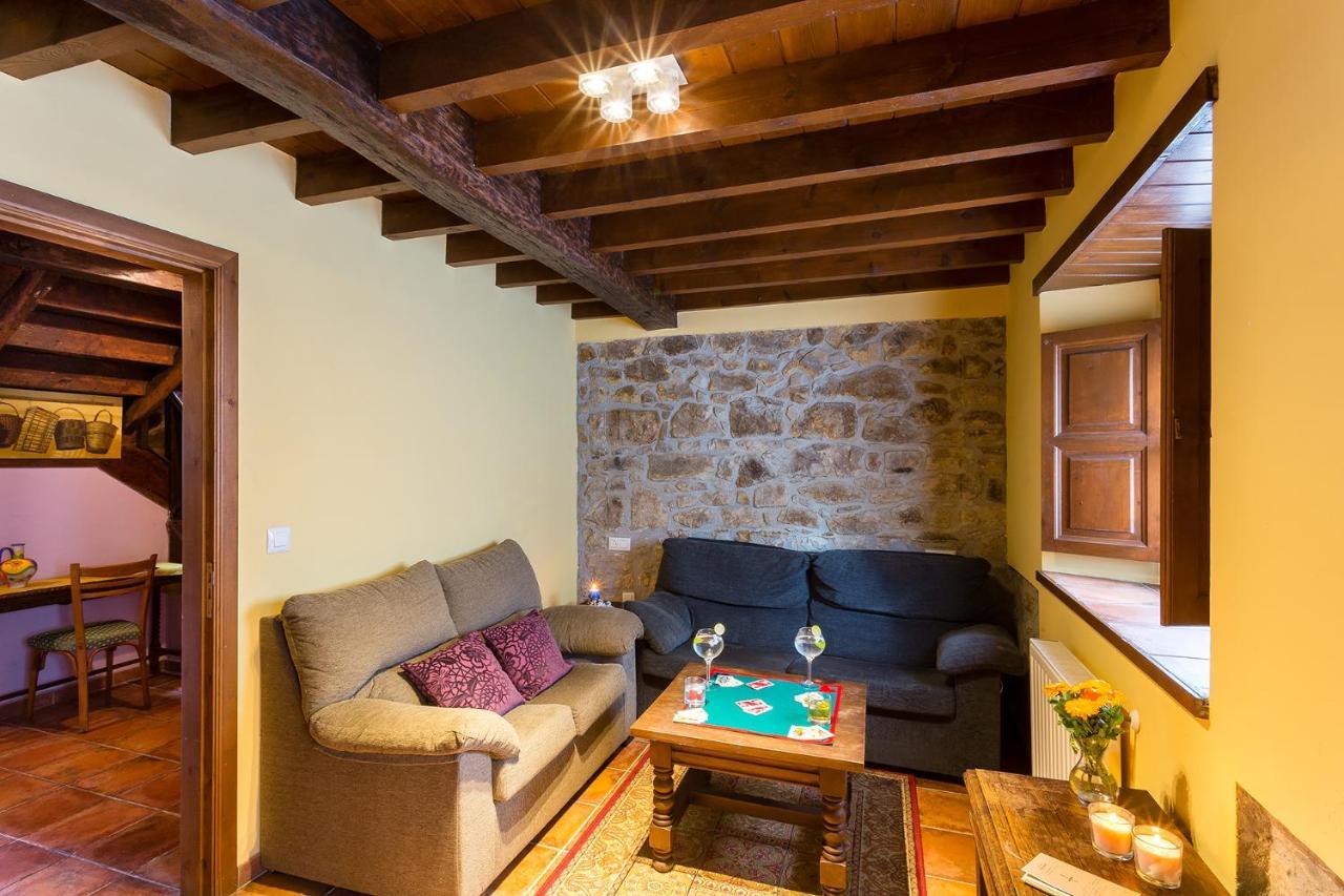 Casas Rurales Pandesiertos กังกัส เด โอนิส ภายนอก รูปภาพ