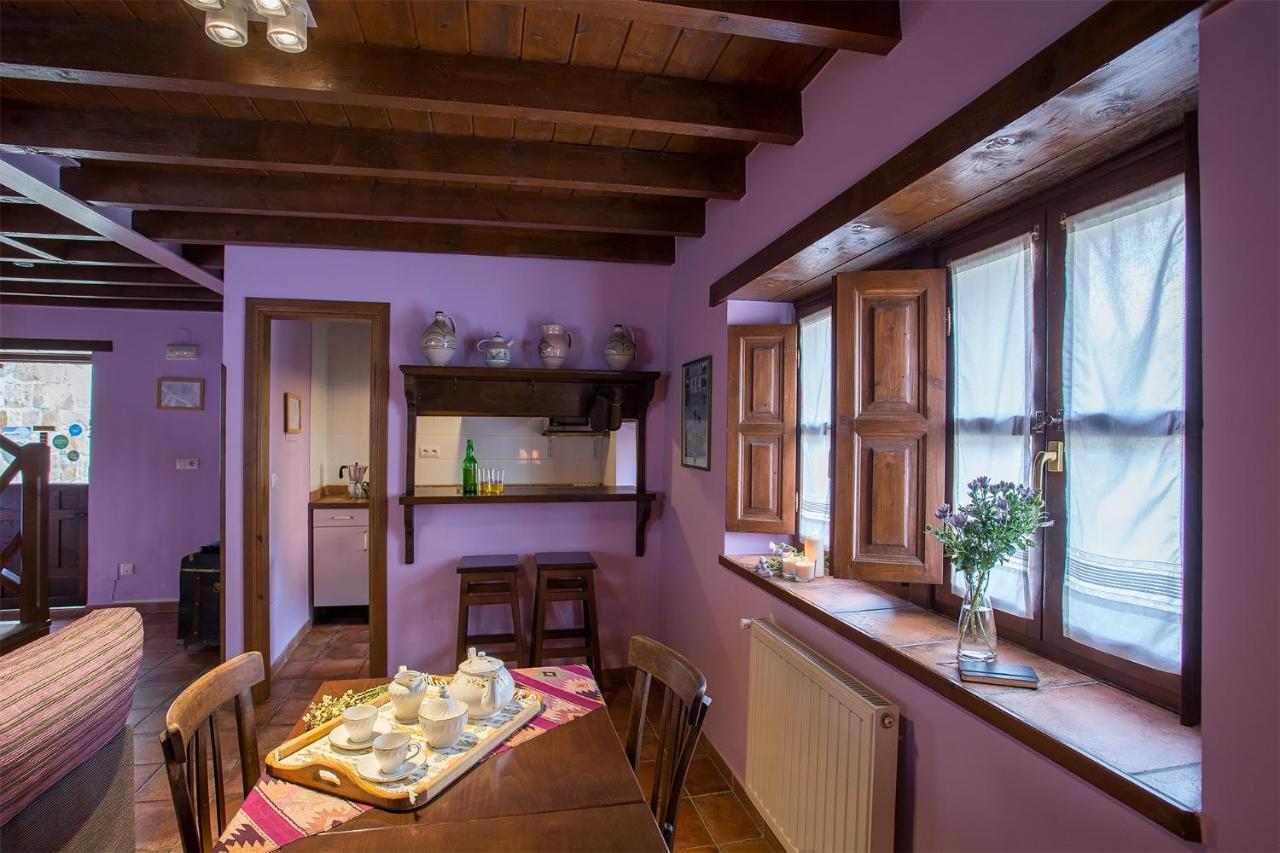 Casas Rurales Pandesiertos กังกัส เด โอนิส ภายนอก รูปภาพ