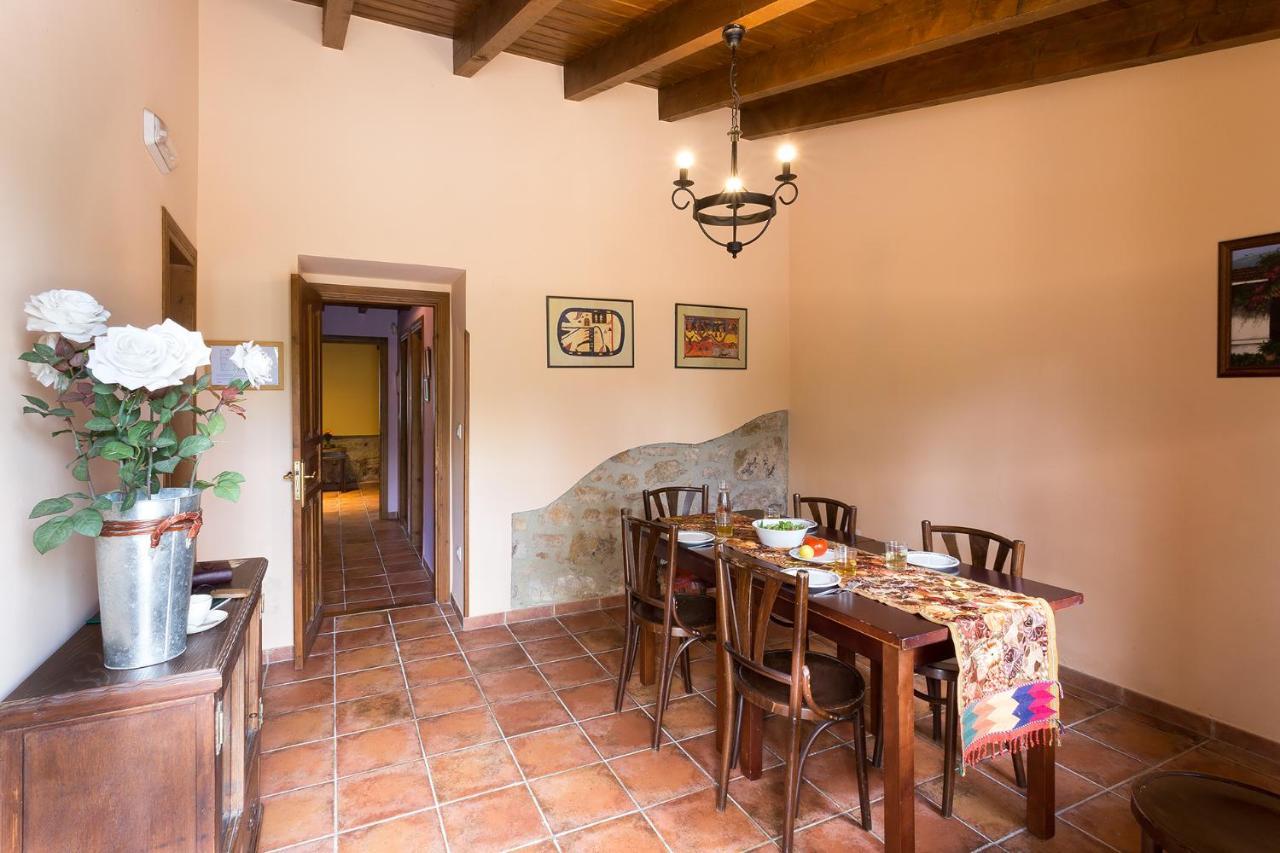 Casas Rurales Pandesiertos กังกัส เด โอนิส ภายนอก รูปภาพ